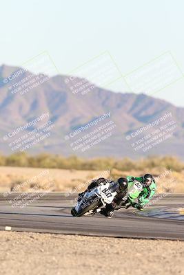 media/Dec-07-2025-CVMA (Sun) [[3e7d2de5dc]]/Race 17-Amateur Formula Middleweight/